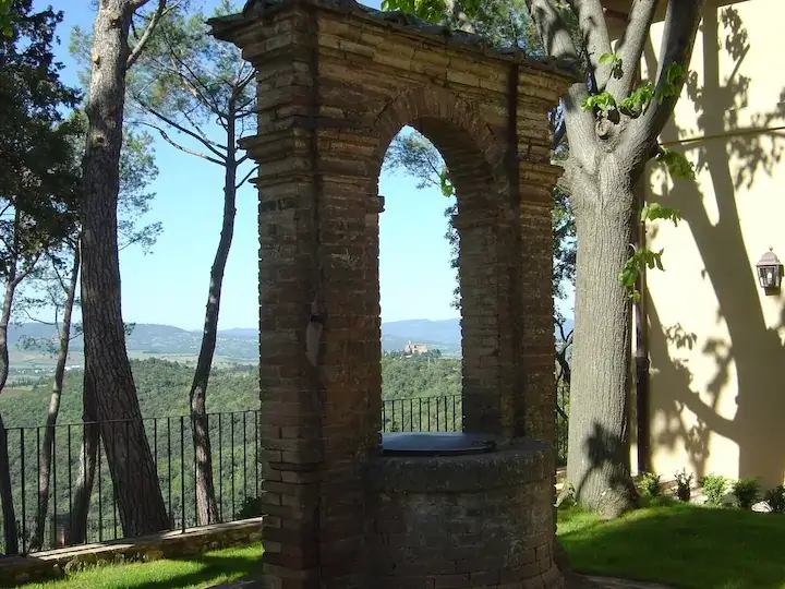 Tuscany Wine Tour 2005 Argiano-2(Barr)